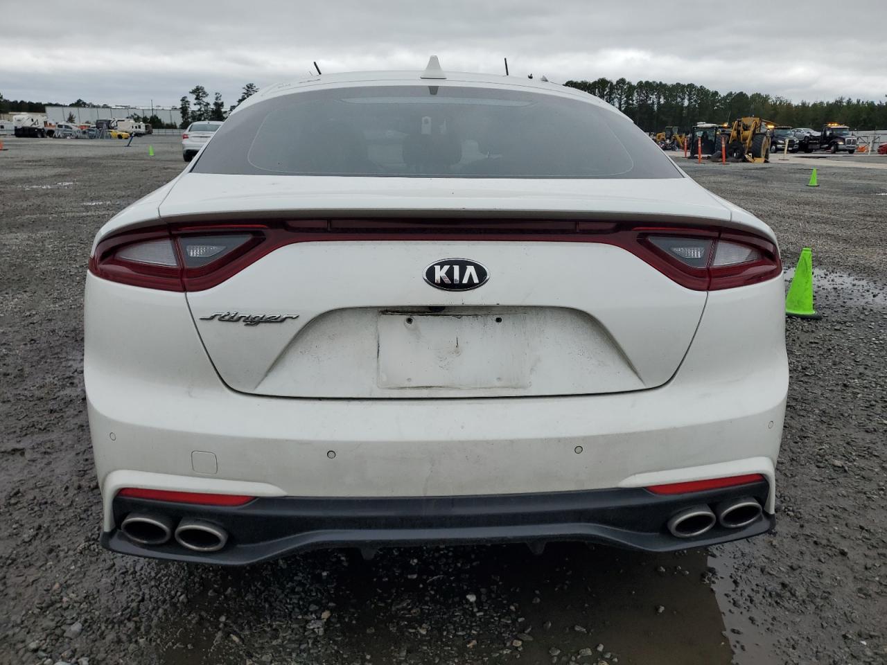 2018 Kia Stinger Premium - Image 6