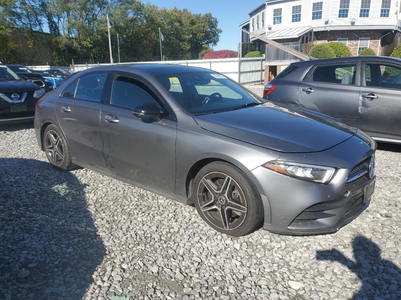 2019 Mercedes-Benz A 220 4Matic - Фото 4