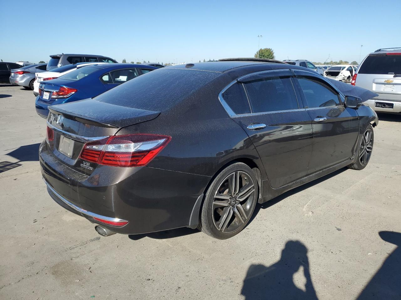 2017 Honda Accord Touring - Фото 3