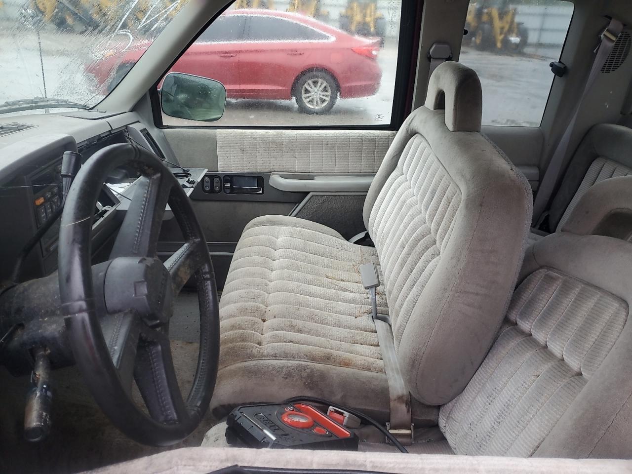 1994 Chevrolet Gmt-400 C1500 - Фото 7