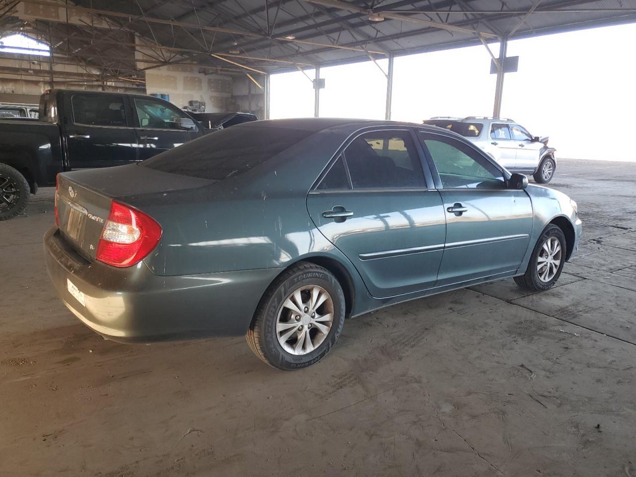 2004 Toyota Camry Le - Image 3