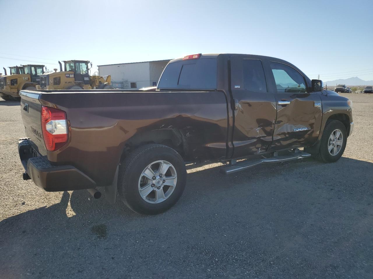 2017 Toyota Tundra Double Cab Sr - Image 3