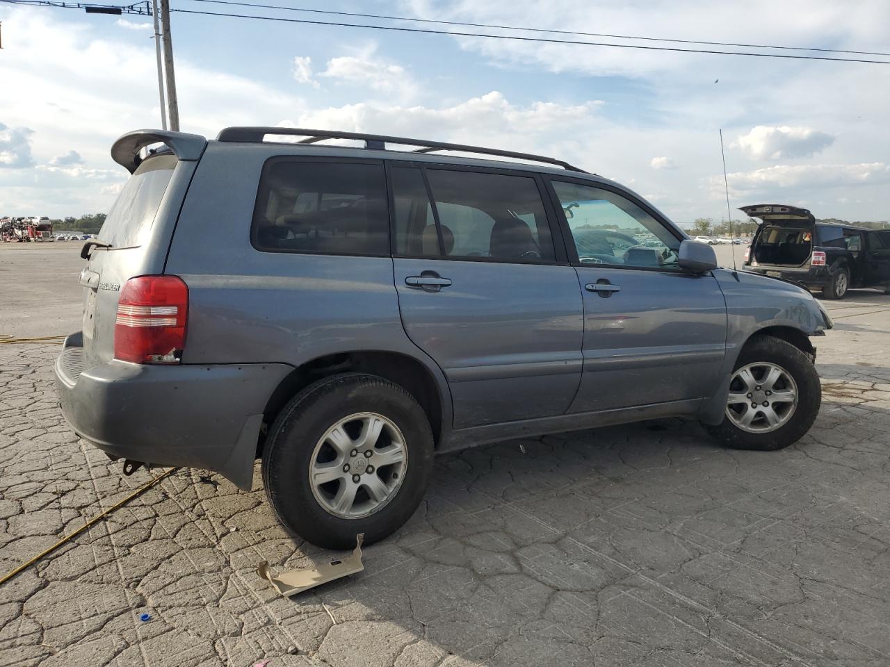 2002 Toyota Highlander Limited - Image 3