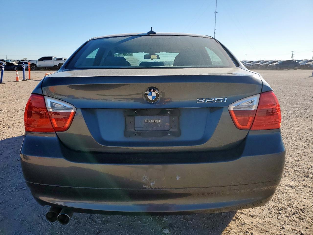 2006 BMW 325 I - Фото 6