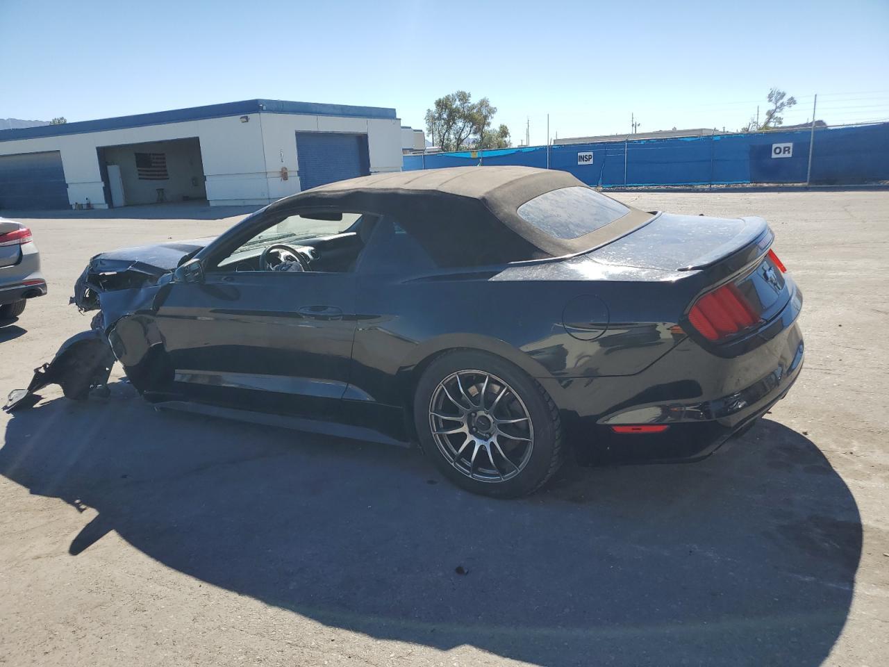 2015 Ford Mustang - Фото 2
