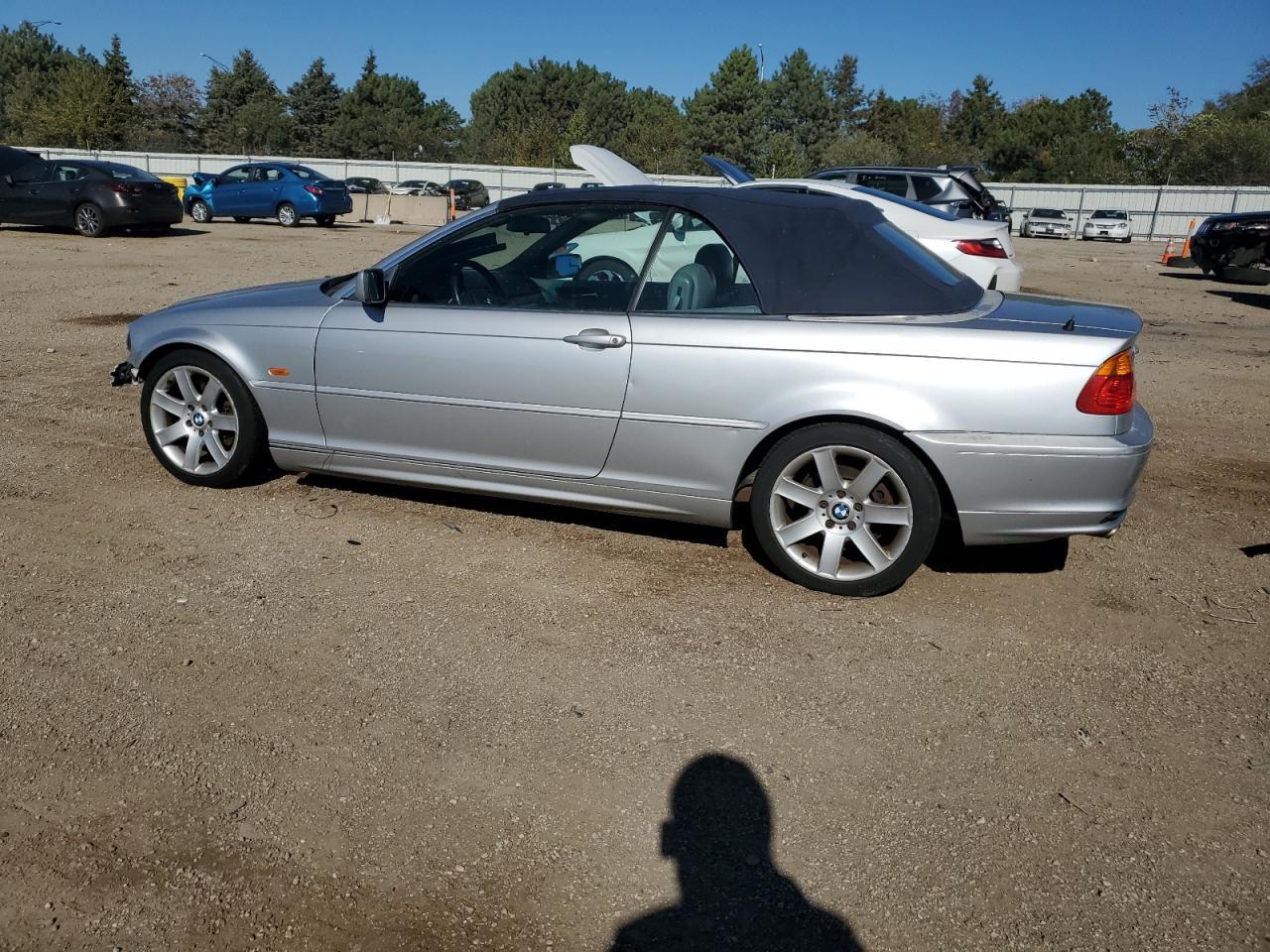 2001 BMW 325 Ci - Image 2
