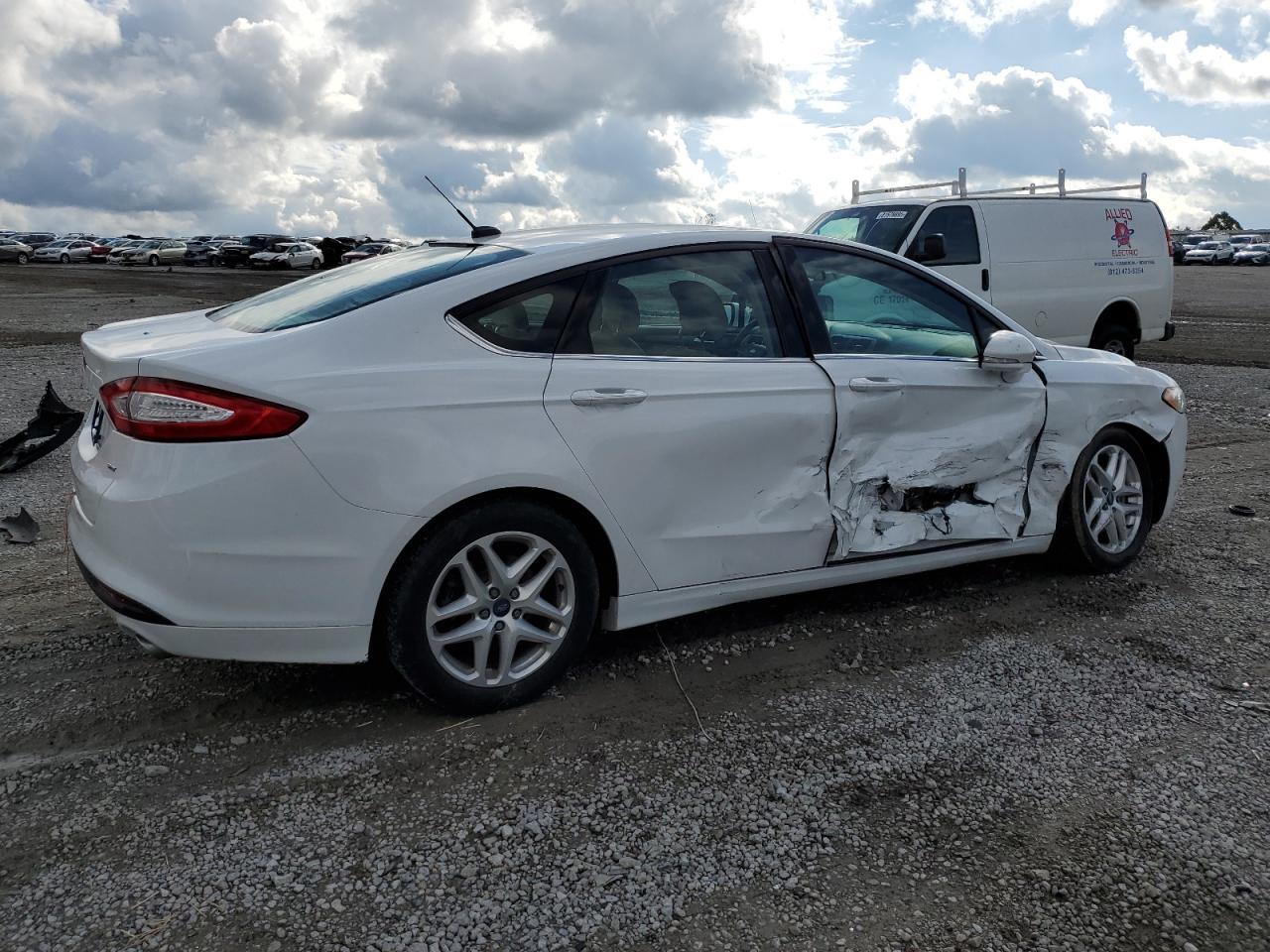 2014 Ford Fusion Se - Image 3