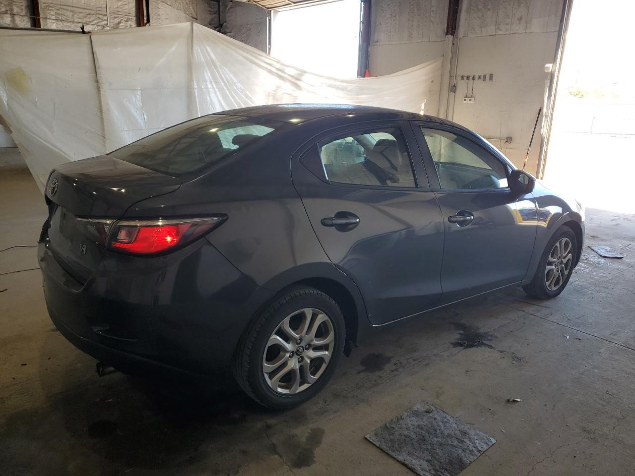 2017 Toyota Yaris Ia - Image 3