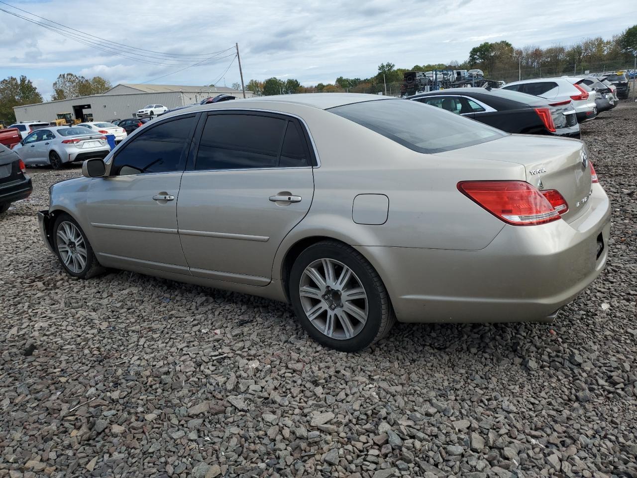 2007 Toyota Avalon Xl - Image 2