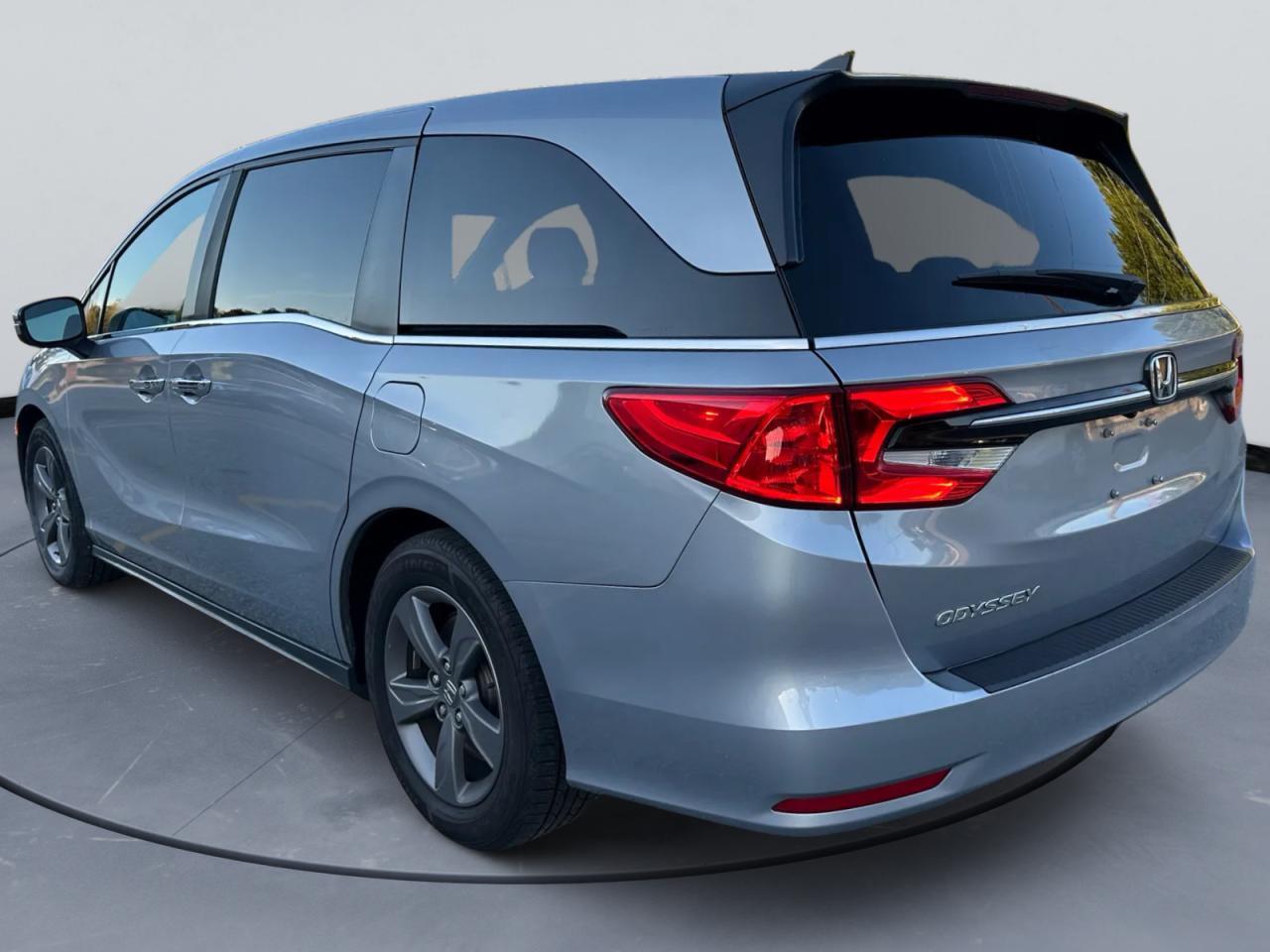 2023 Honda Odyssey Ex - Фото 3