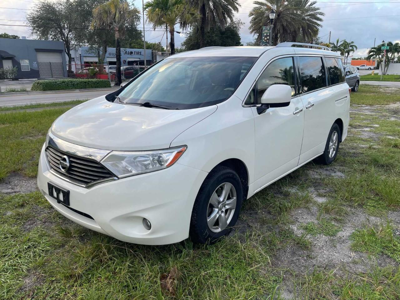 2016 Nissan Quest S - Image 2