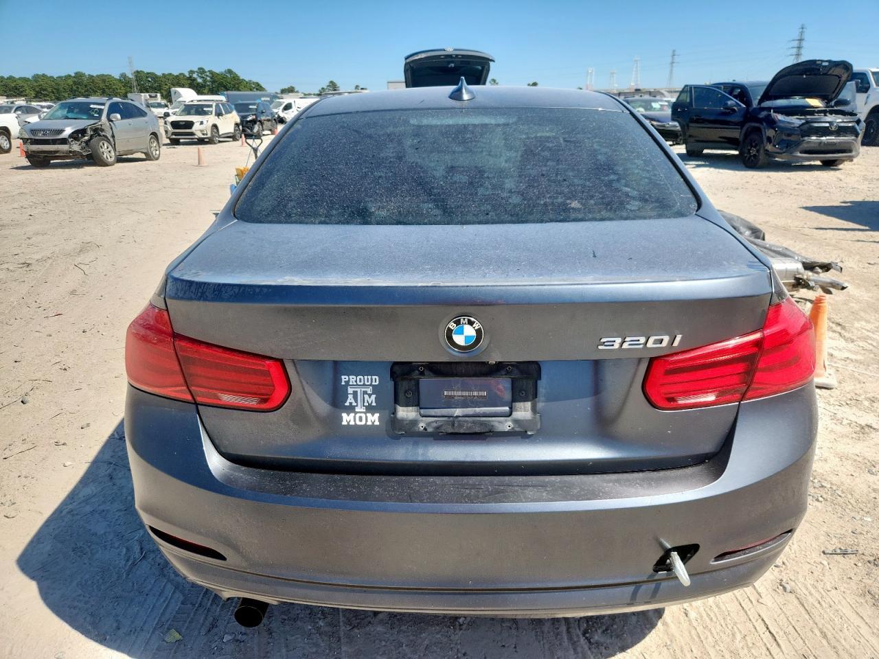 2018 BMW 320 I - Image 6