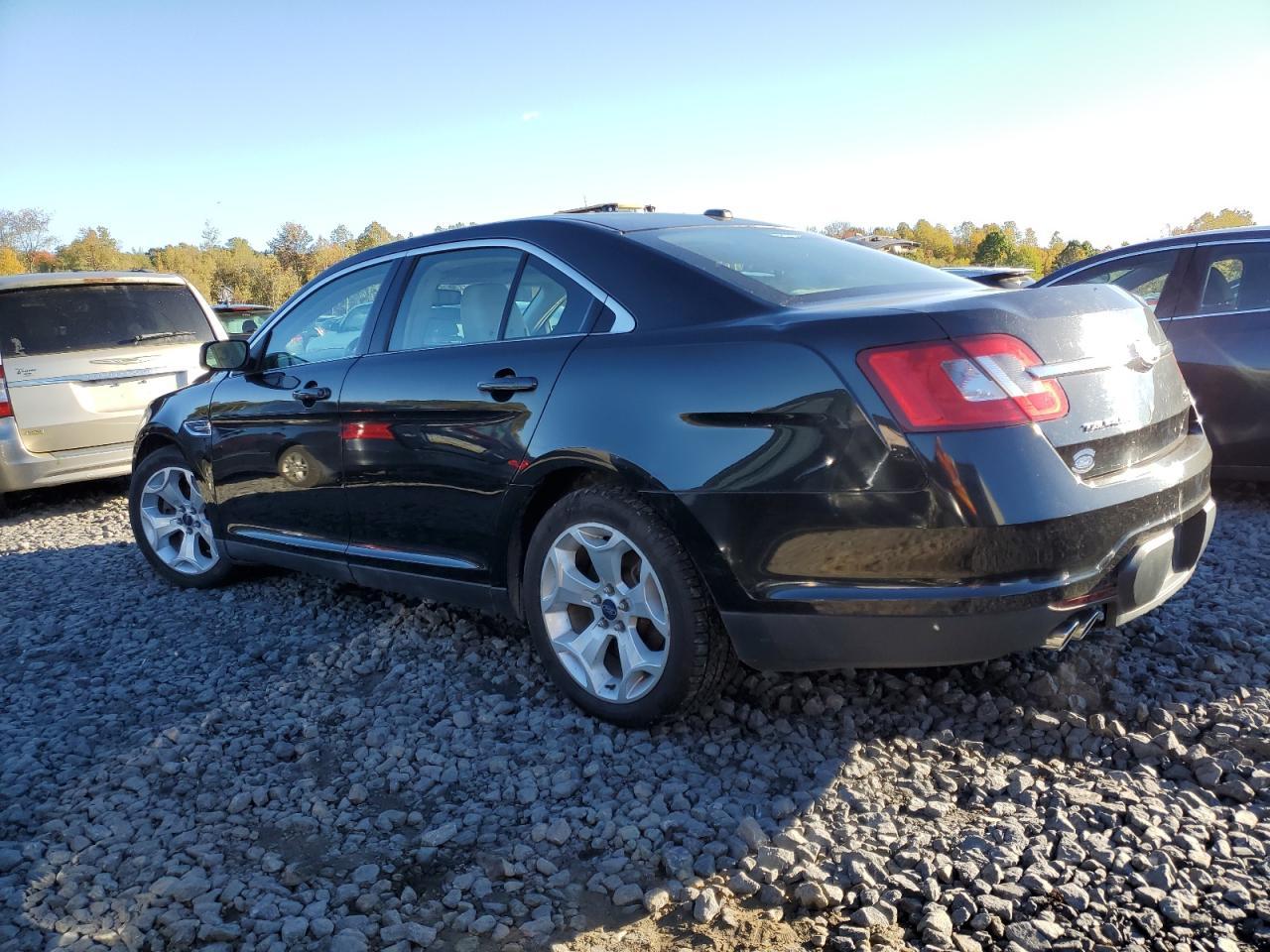 2010 Ford Taurus Sel - Image 2
