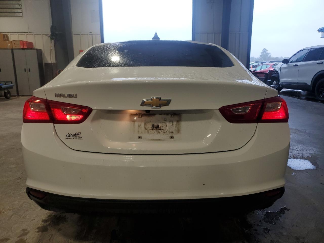 2017 Chevrolet Malibu Ls - Image 6