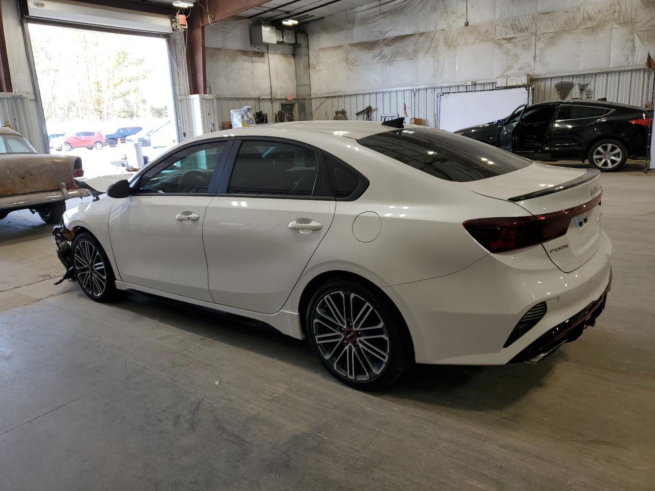 2023 Kia Forte Gt - Фото 2