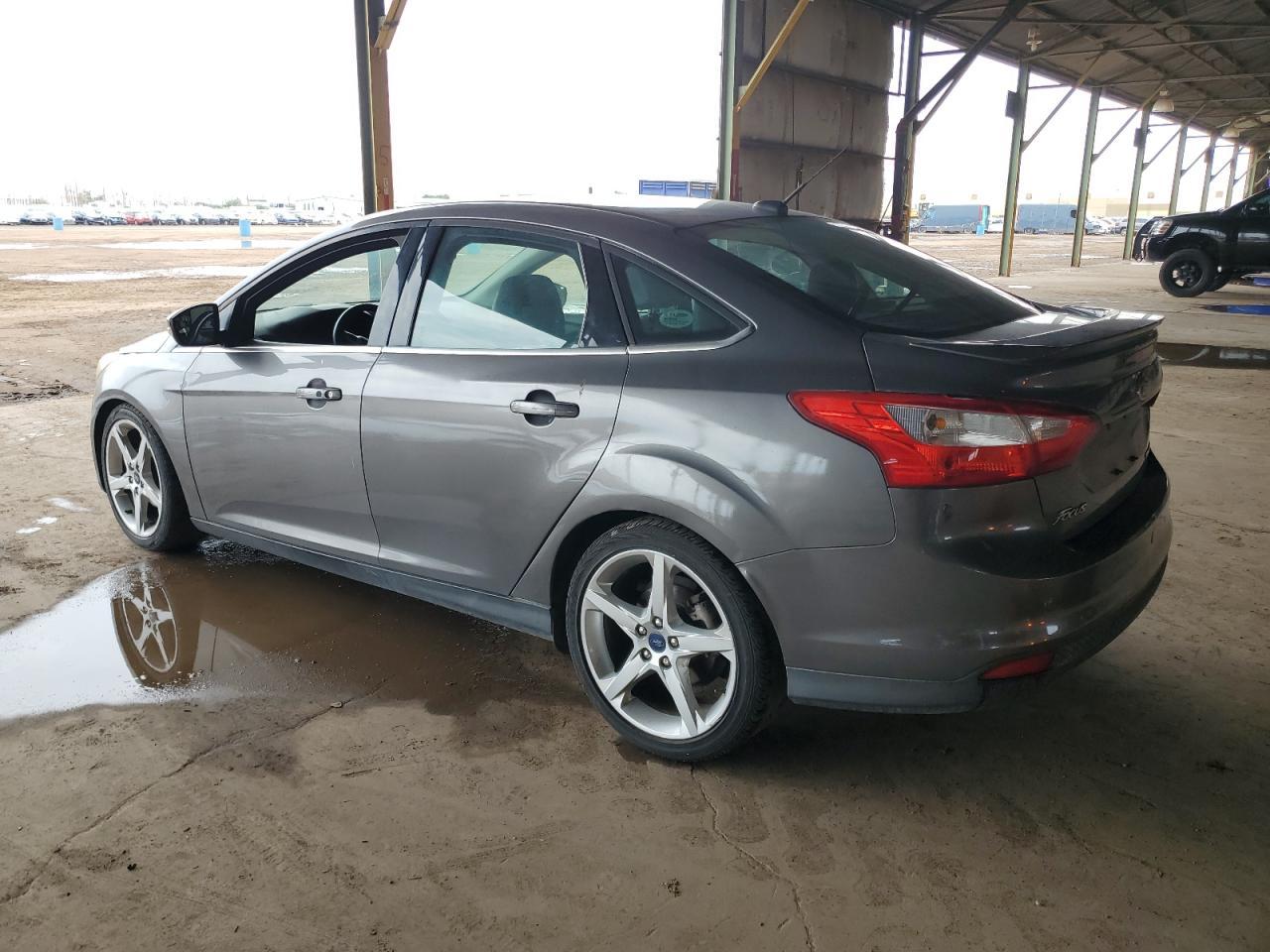 2014 Ford Focus Titanium - Фото 2