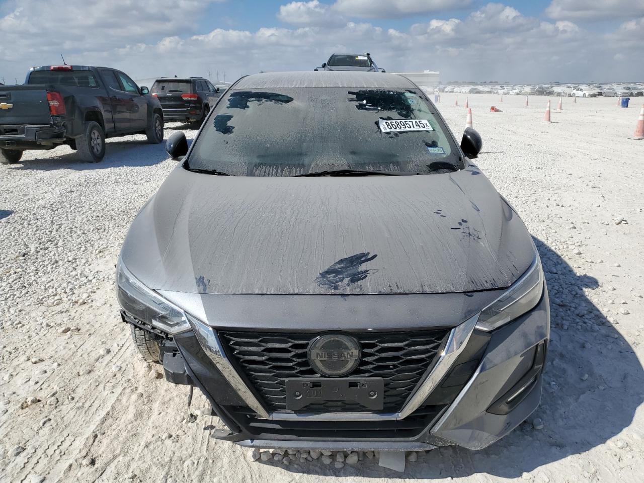 2021 Nissan Sentra Sr - Image 5