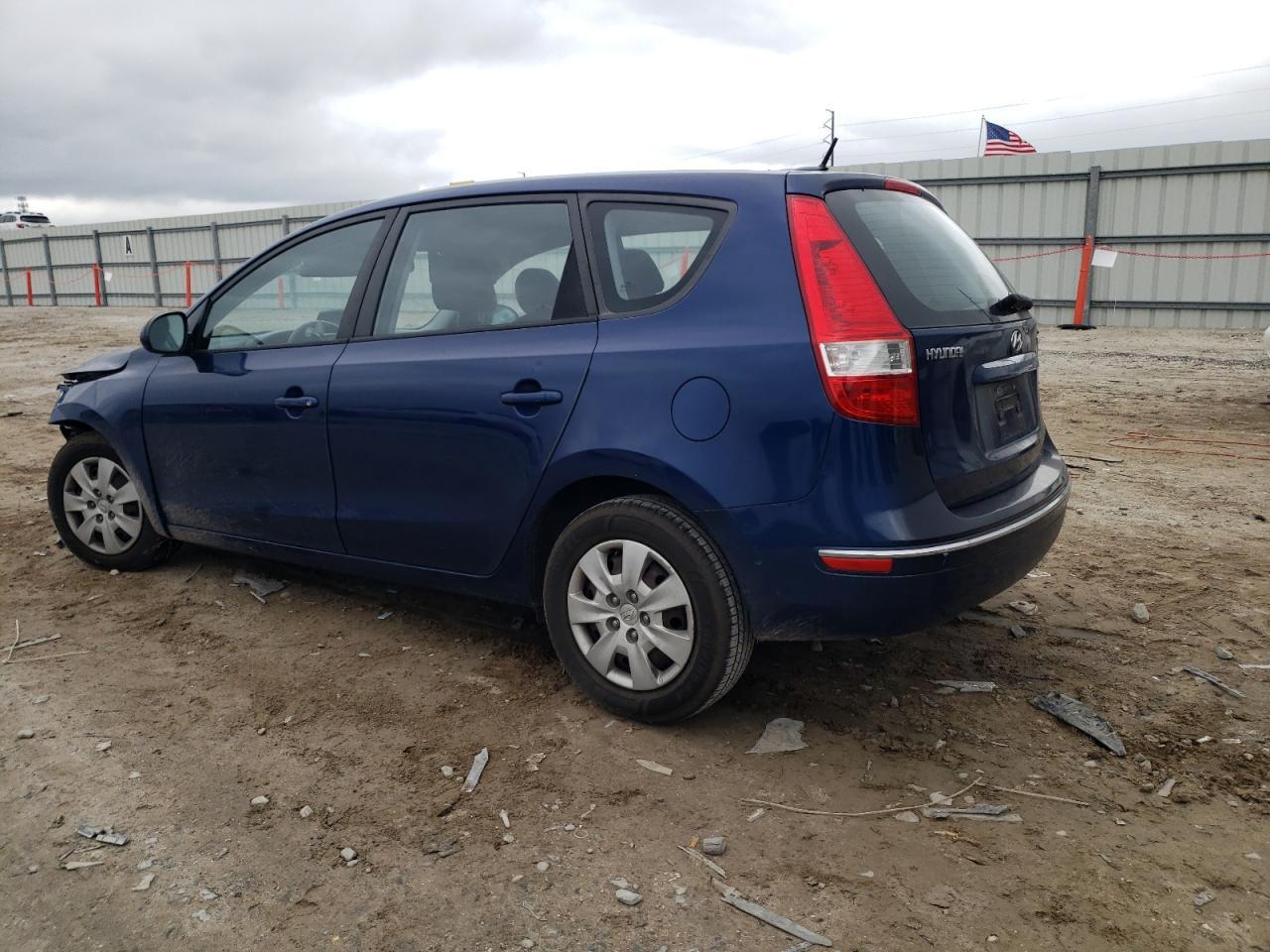 2011 Hyundai Elantra Touring Gls - Image 2