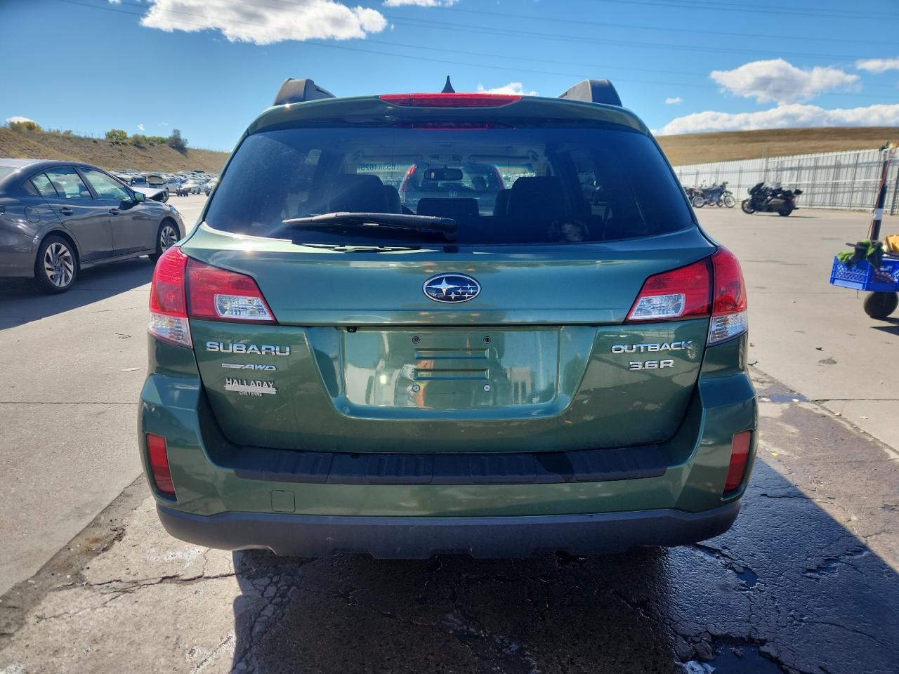 2012 Subaru Outback 3.6R Limited - Image 6