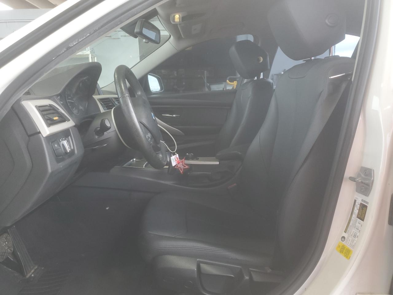 2017 BMW 320 I - Фото 7