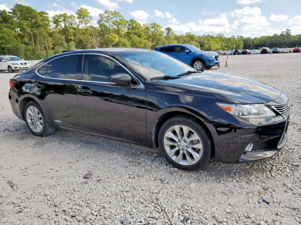 2014 Lexus Es 300H - Фото 4