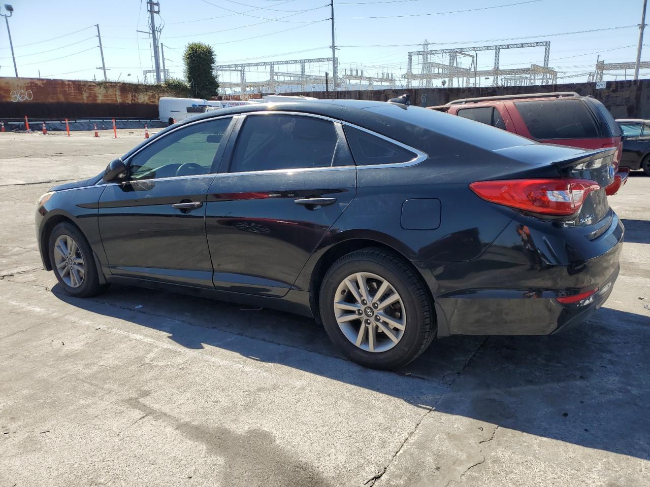 2015 Hyundai Sonata Se - Image 2