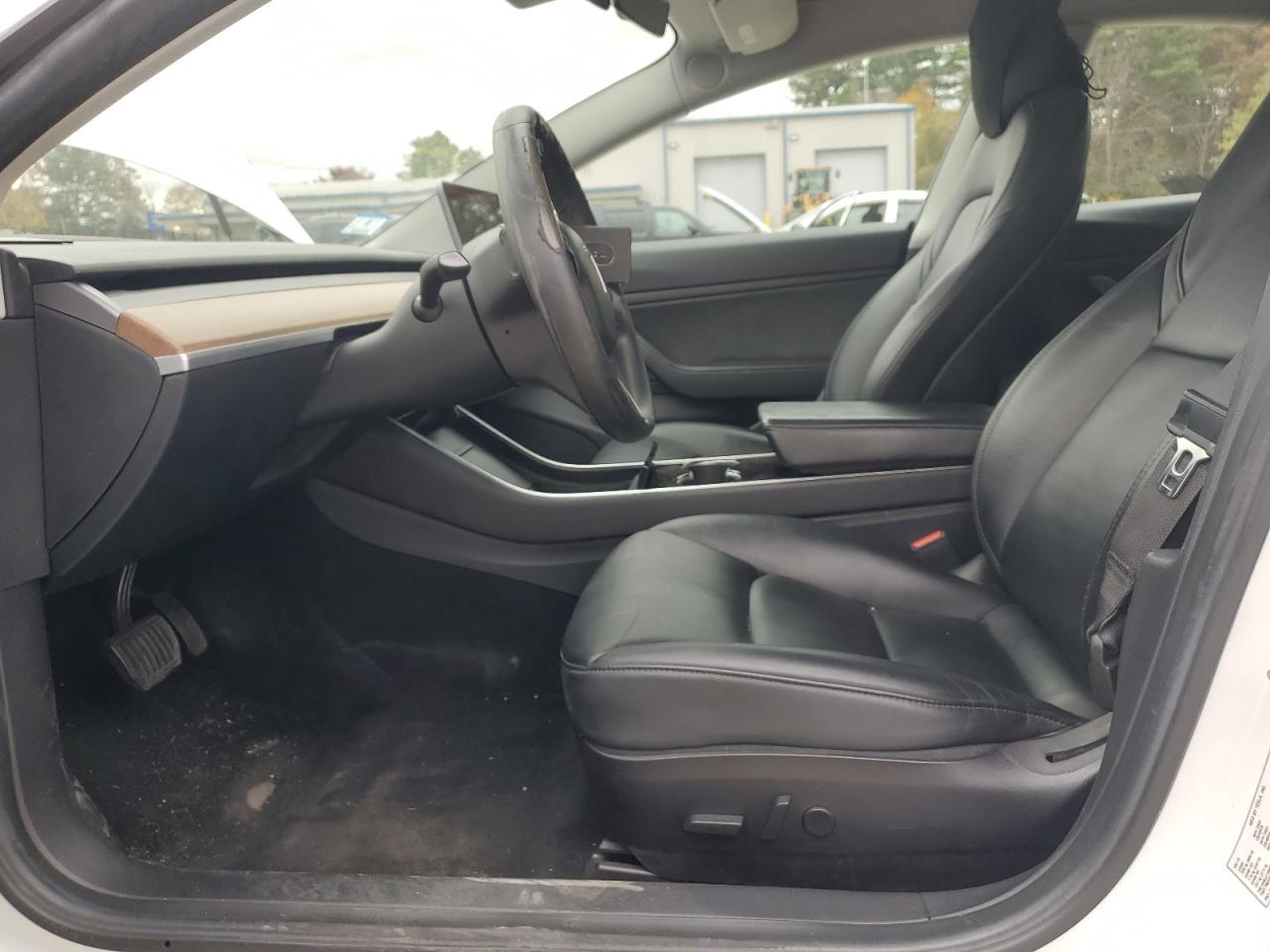2019 Tesla Model 3 - Фото 7