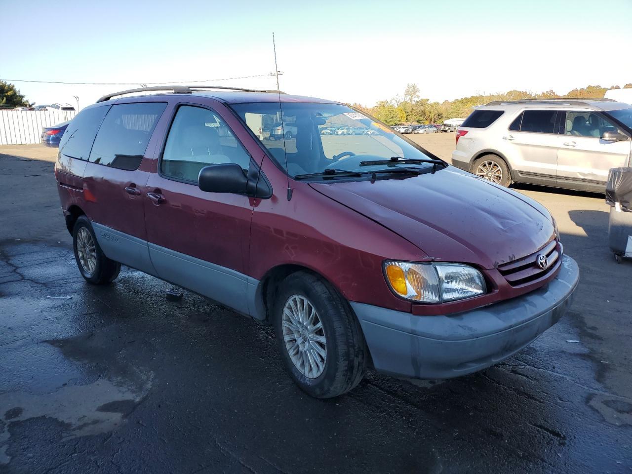 1998 Toyota Sienna Le - Фото 4