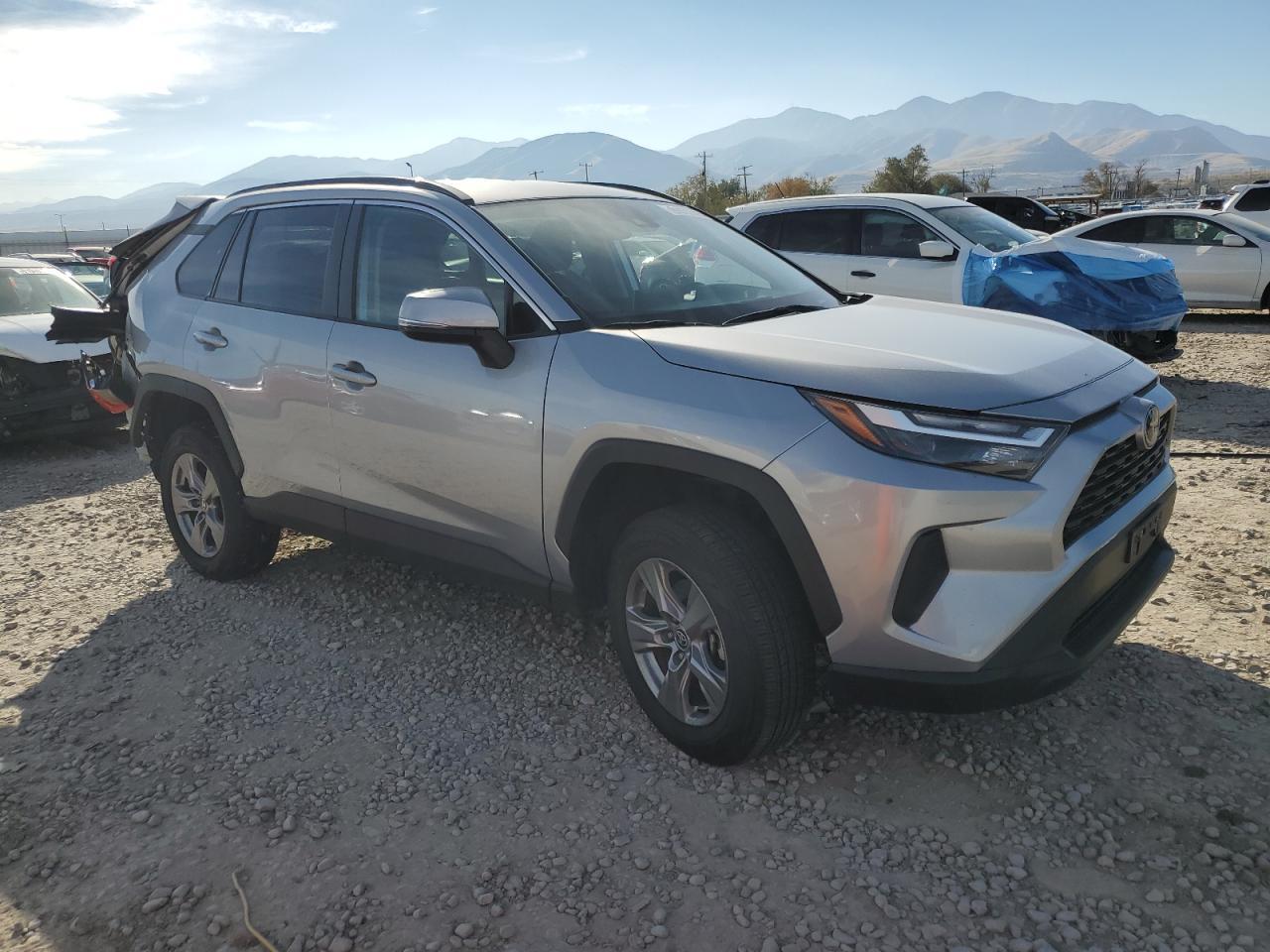 2024 Toyota Rav4 Xle - Image 4