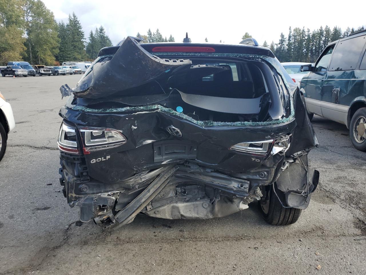 2015 Volkswagen Golf Sportwagen Tdi S - Фото 6