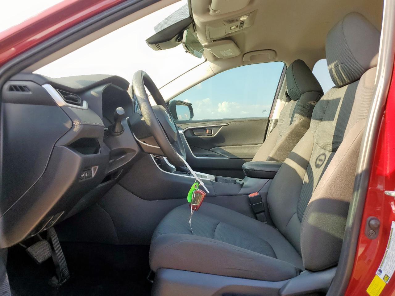 2022 Toyota Rav4 Le - Фото 7