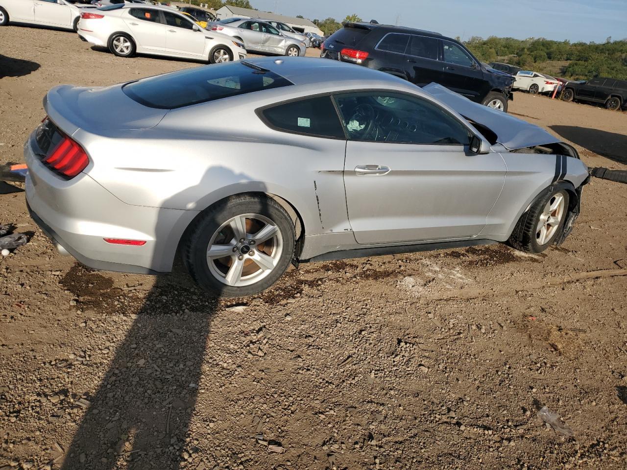2019 Ford Mustang - Фото 3