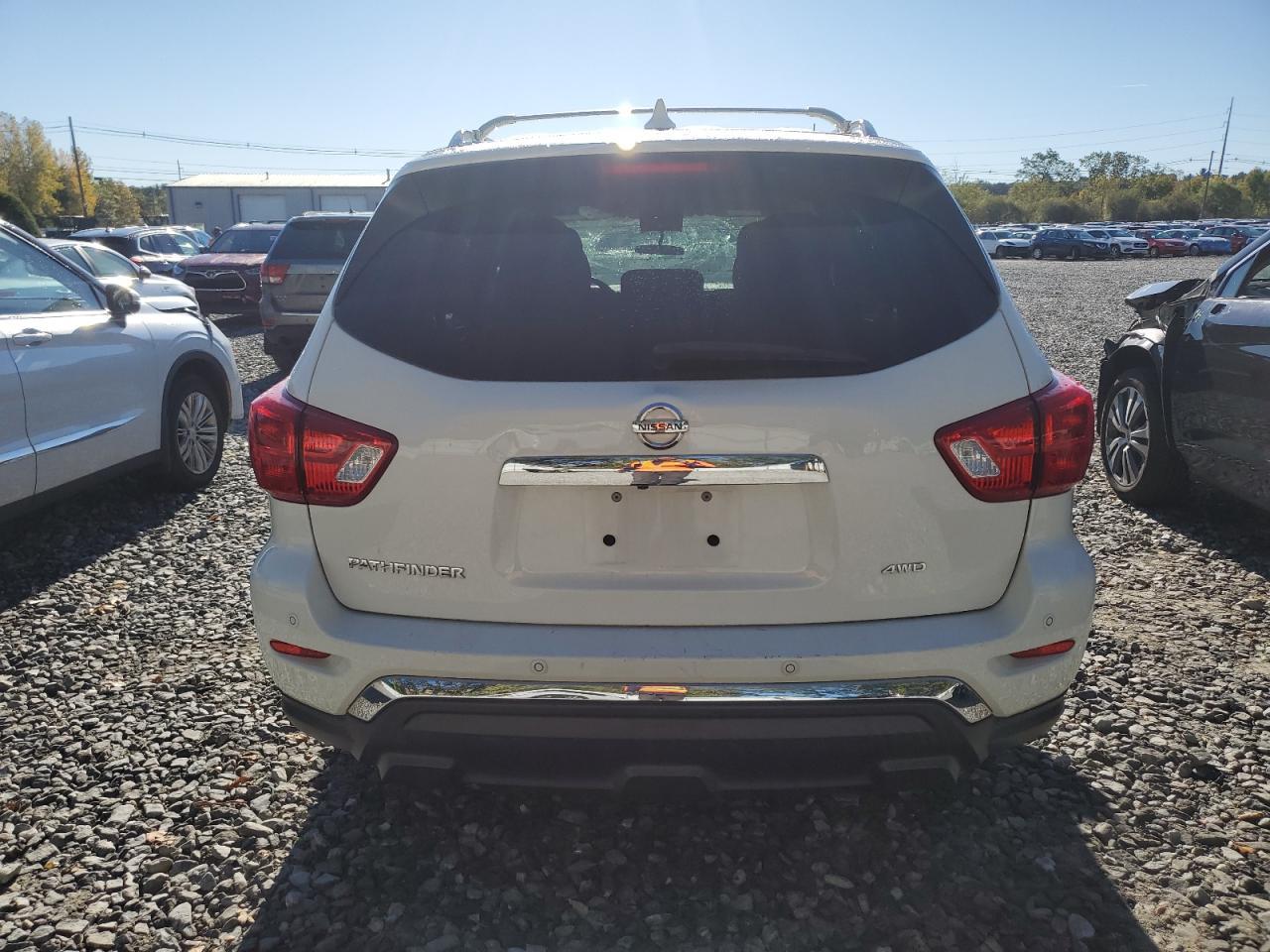 2019 Nissan Pathfinder S - Image 6