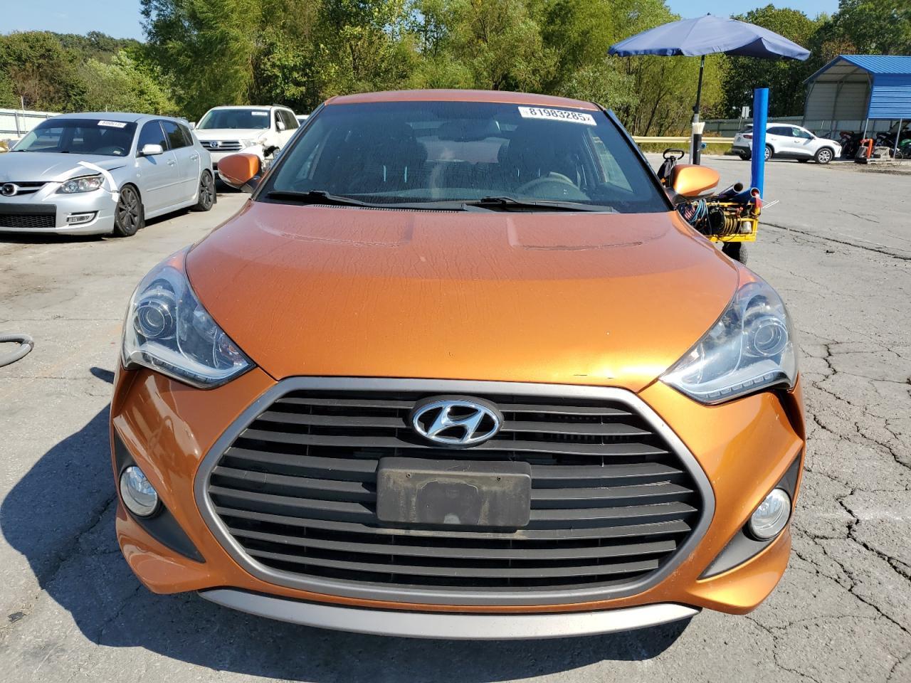 2016 Hyundai Veloster Turbo - Image 5