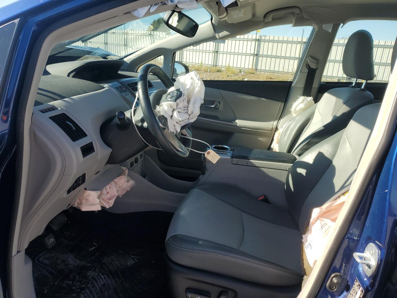 2015 Toyota Prius V - Фото 7