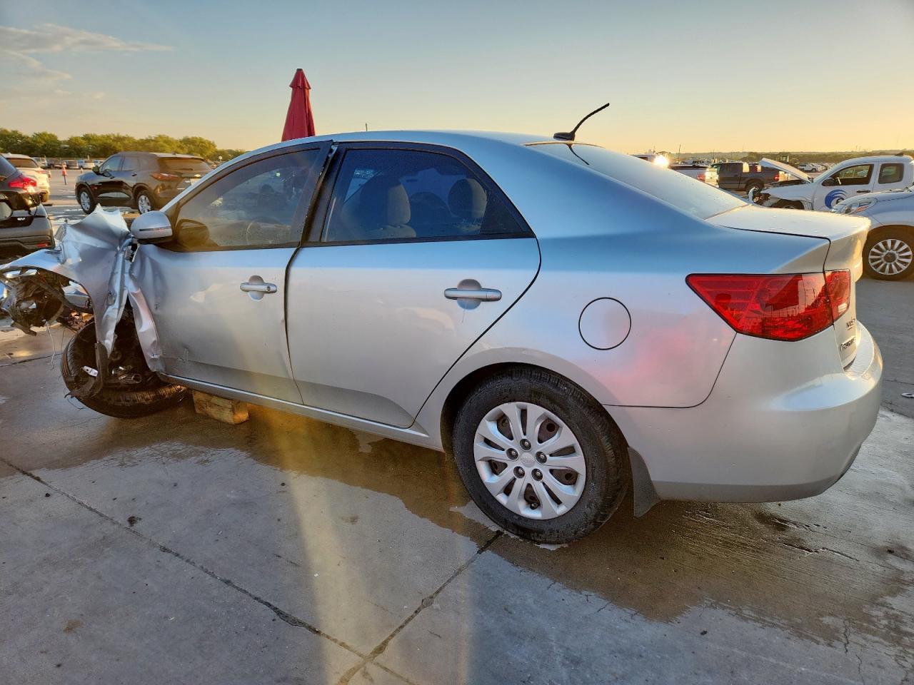 2012 Kia Forte Ex - Фото 2