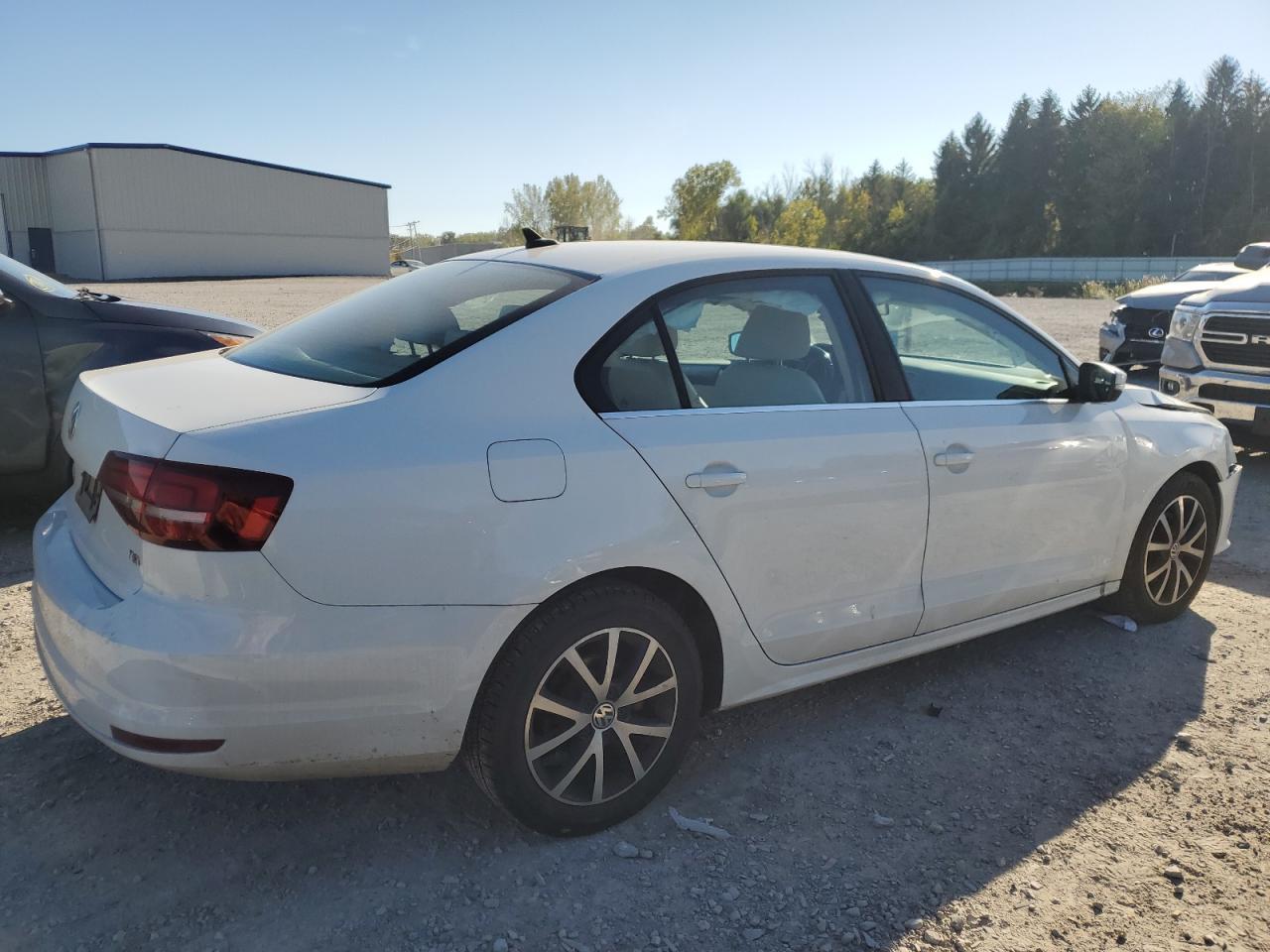 2017 Volkswagen Jetta Se - Фото 3
