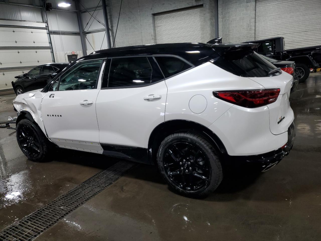 2025 Chevrolet Blazer Rs - Image 2