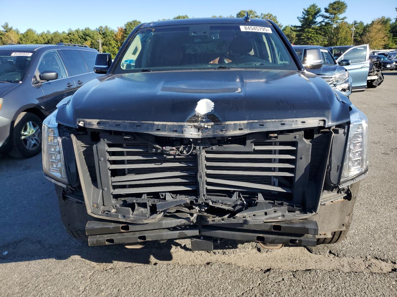 2016 Cadillac Escalade Premium - Image 5