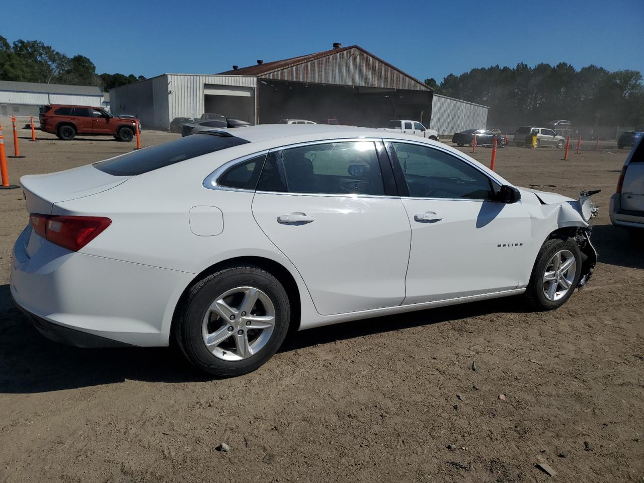 2020 Chevrolet Malibu Ls - Фото 3