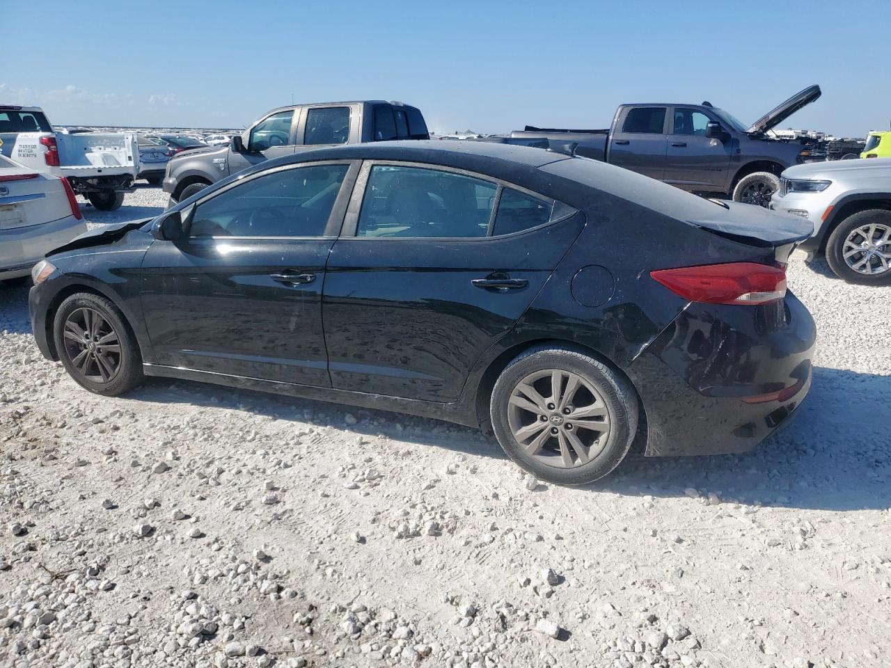 2017 Hyundai Elantra Se - Image 2