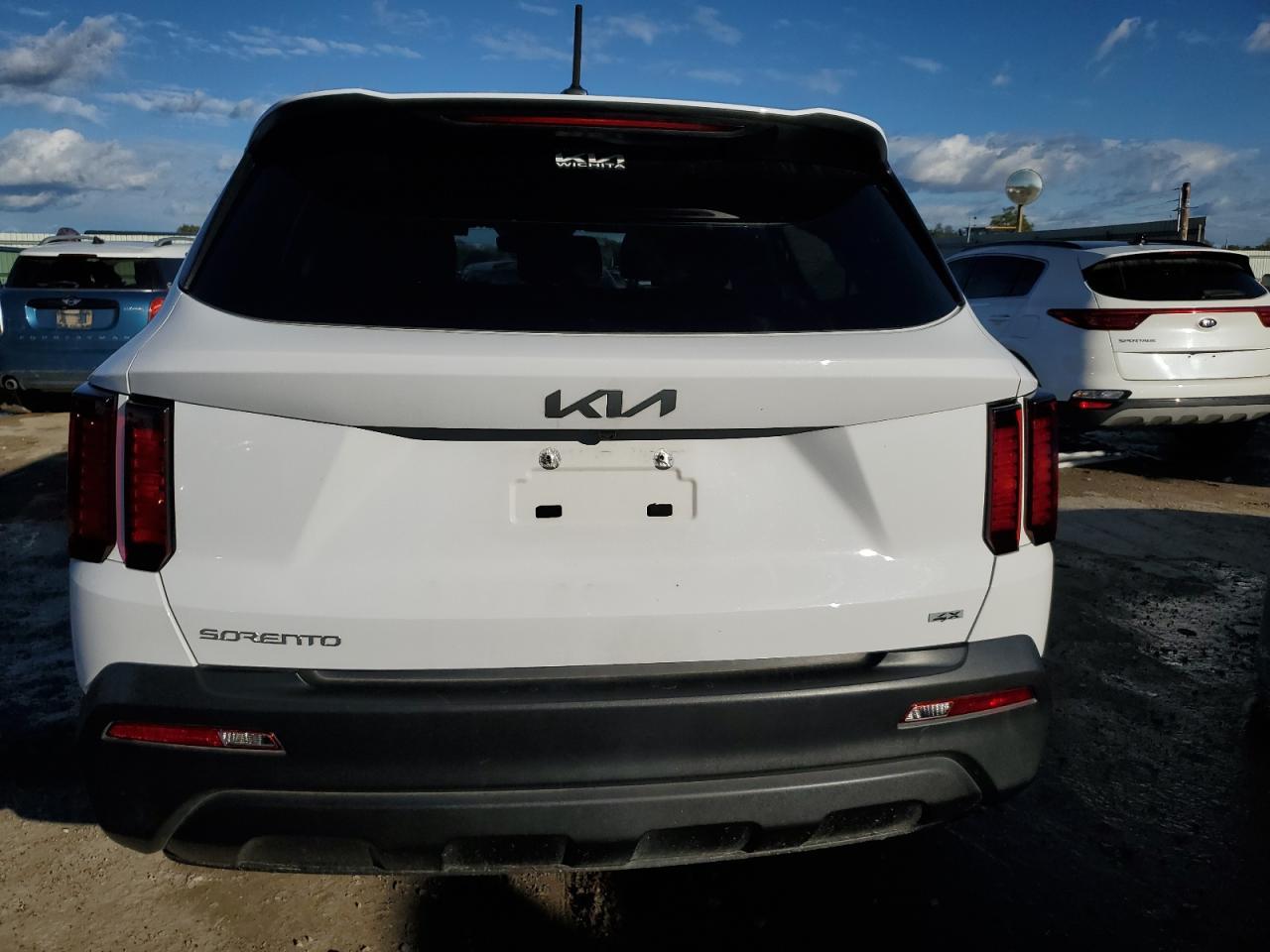 2023 Kia Sorento Lx - Фото 6