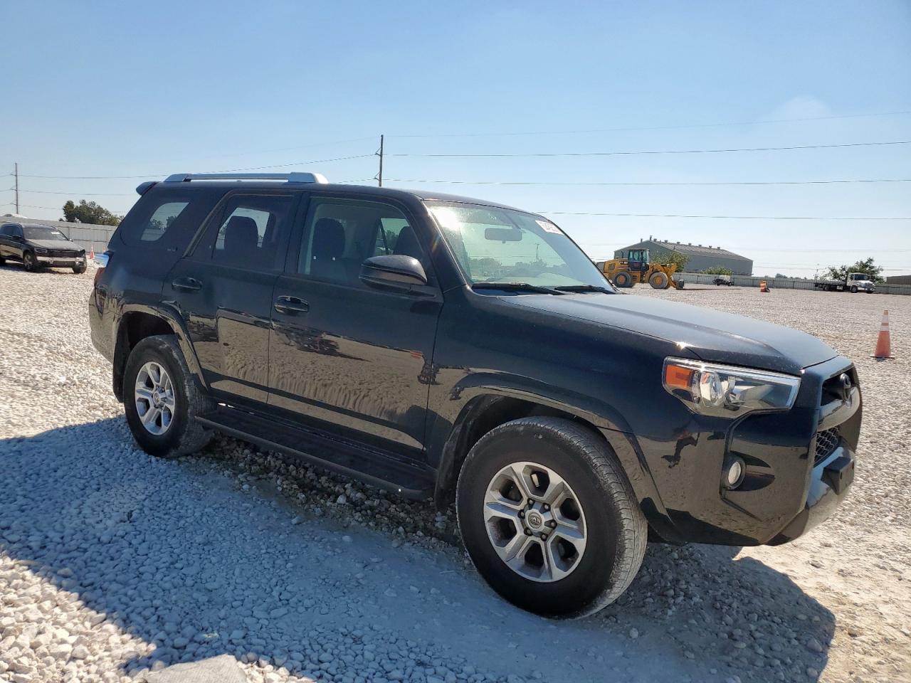 2018 Toyota 4Runner Sr5 - Image 4