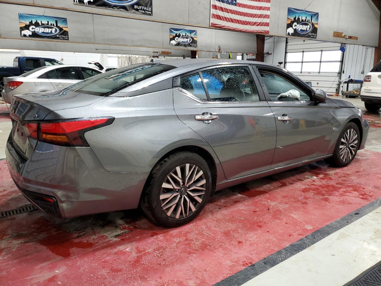 2023 Nissan Altima Sv - Фото 3