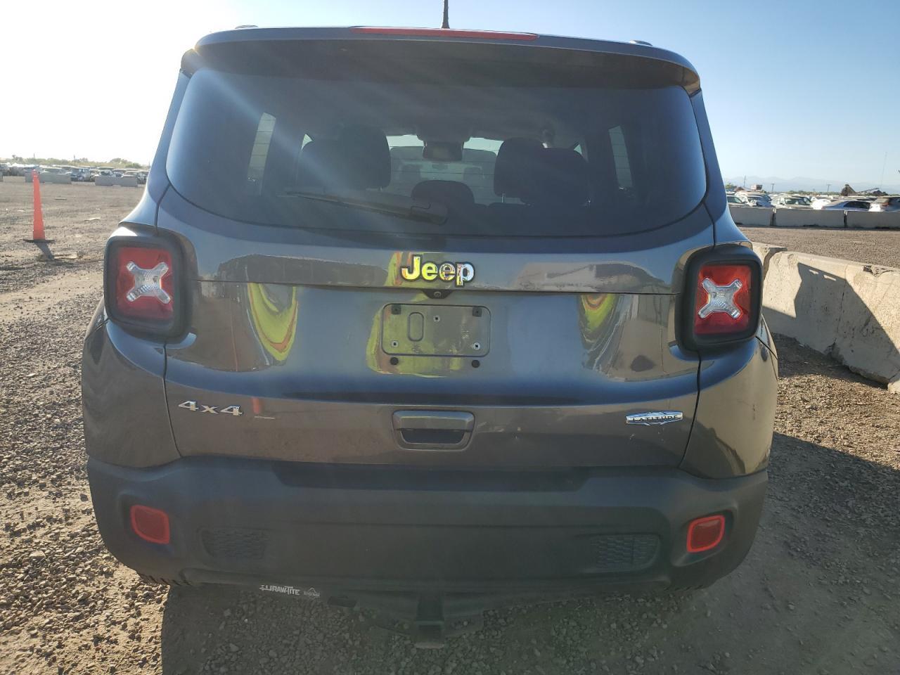 2019 Jeep Renegade Latitude - Фото 6