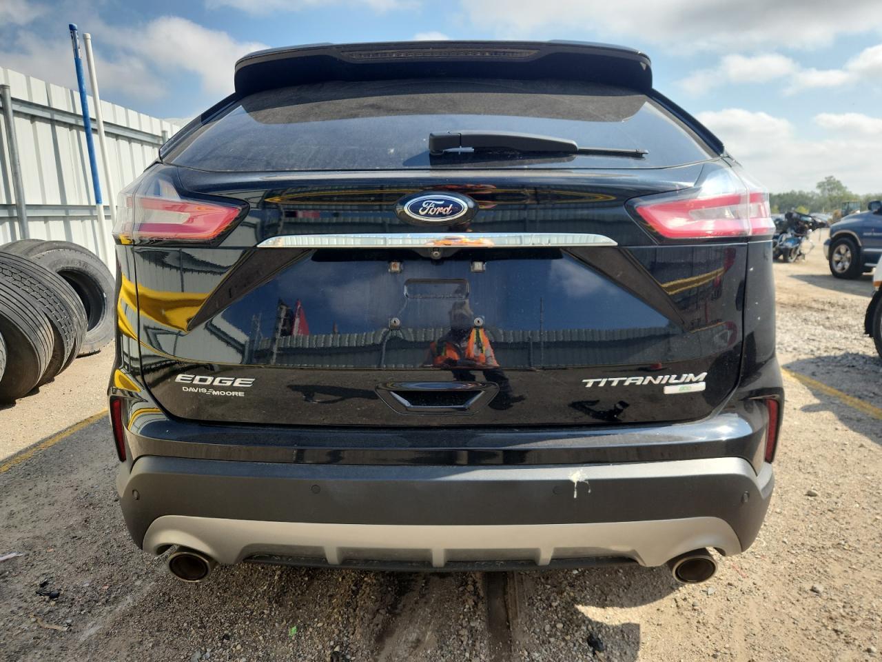 2019 Ford Edge Titanium - Image 6