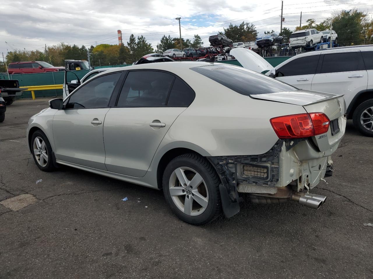 2011 Volkswagen Jetta Tdi - Фото 2