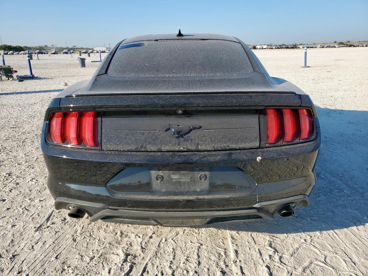 2022 Ford Mustang - Фото 6