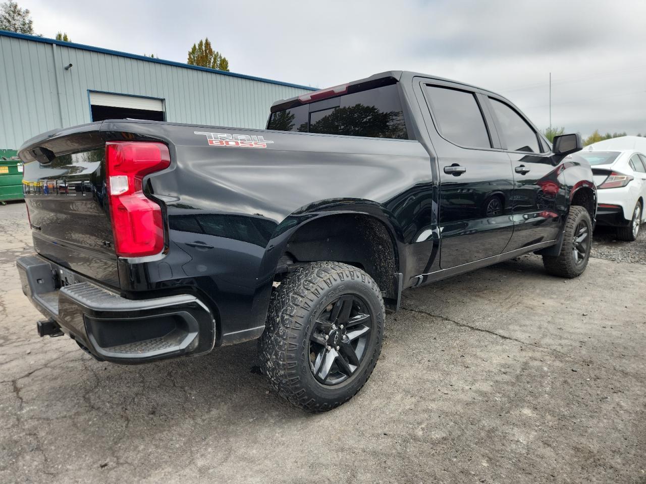 2020 Chevrolet Silverado K1500 Lt Trail Boss - Image 3