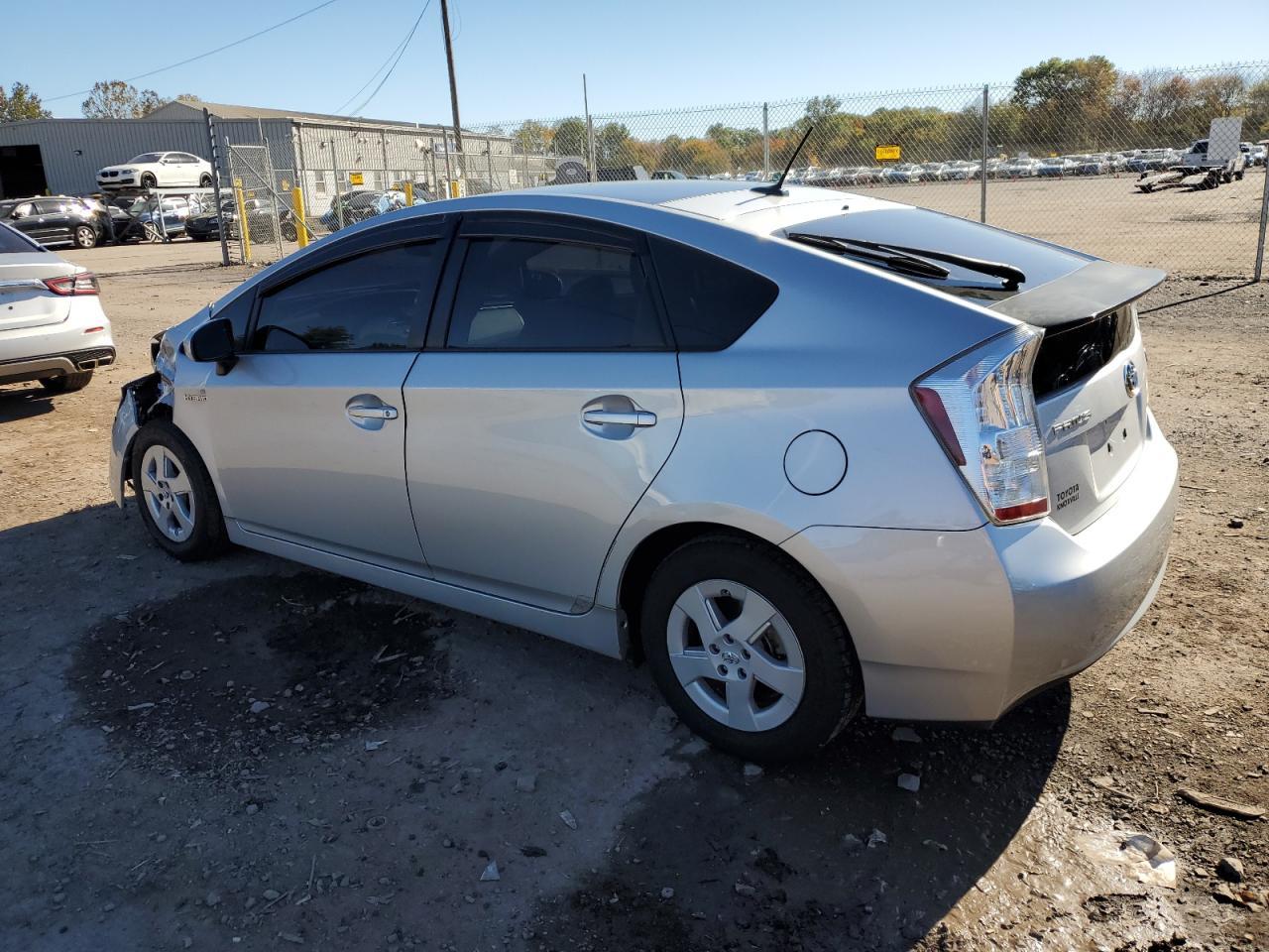 2010 Toyota Prius - Фото 2